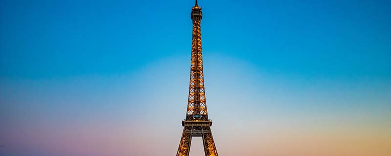 埃菲尔铁塔为什么不生锈埃菲尔铁塔在哪个国家(埃菲尔铁塔为什么不生锈?)