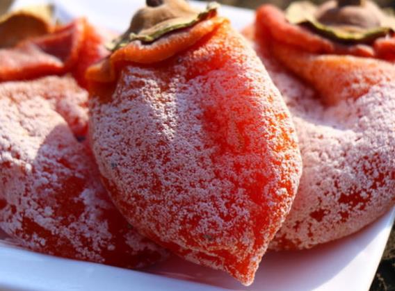 糖尿病人可以吃柿饼吗吃柿饼注意什么(糖尿病人可吃柿饼吗?)