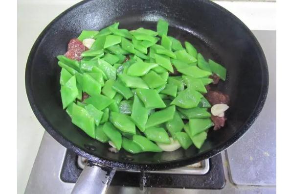 刀豆要不要焯水吃刀豆怎么处理避免中毒(刀豆的家常做法)