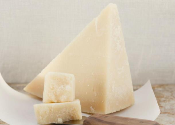 吃奶酪能保护肠道吗乳酸菌保护胃肠道维持正常菌群(奶酪含乳酸菌吗)