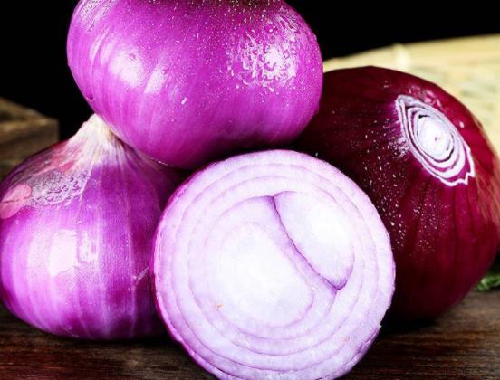吃醋泡洋葱有什么好处减肥降糖利尿降脂降压增进食欲(吃醋泡洋葱会上火吗)