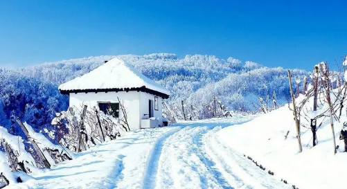 武汉2024年冬天几月份开始降温武汉冬季平均天数是多少天(武汉2020年冬天会冷吗)