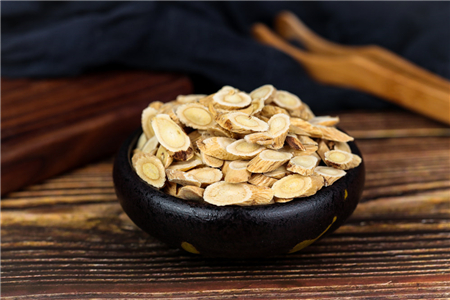 黄芪丹参泡水有什么功效能减肥吗怎么吃