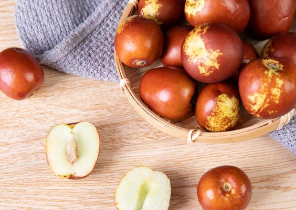 冬枣与西梅可以一起吃吗