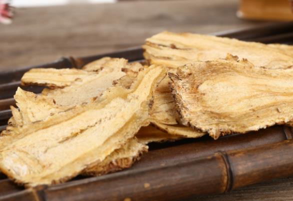 当归片可以泡水吗当归怎么吃有效(当归片可以泡水喝吗 有什么功效)