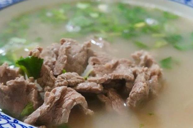 羊肉能和菠菜一起吃吗羊肉与什么菜搭配好吃(羊肉可以配菠菜一起吃吗)