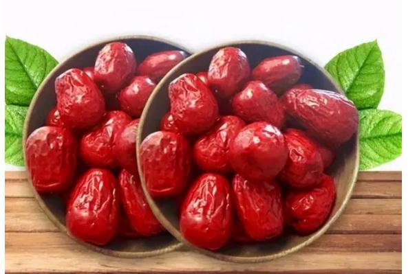 常吃大枣有什么好处花生米和大枣一起吃的好处有哪些(大枣跟花生吃有什么好处)