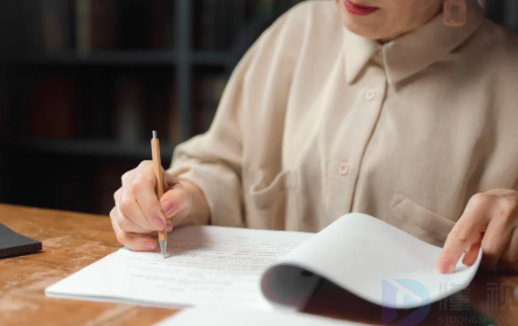 学生违反校规的保证书经典样本(违反学校规章制度的保证书)