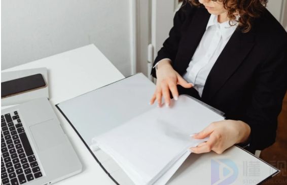 hr是什么职业(hr是什么职业需要什么文凭)