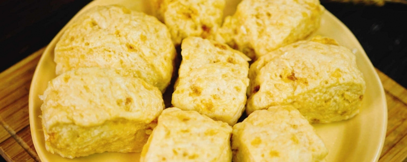 冬天做红糖发糕要发酵多久红糖发糕的做法(红糖发糕需要蒸多久开锅)