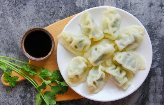 冬至一般什么时候吃饺子