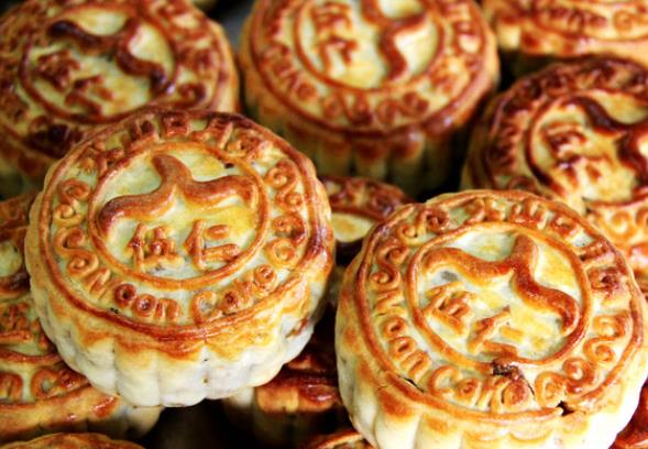 痛风患者可以吃月饼吗痛风吃月饼注意什么(痛风病人能吃月饼吗)