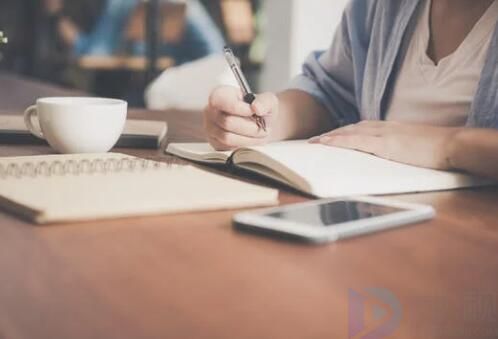 公务员提前退休优缺点(公务员提前退休的利弊分析)