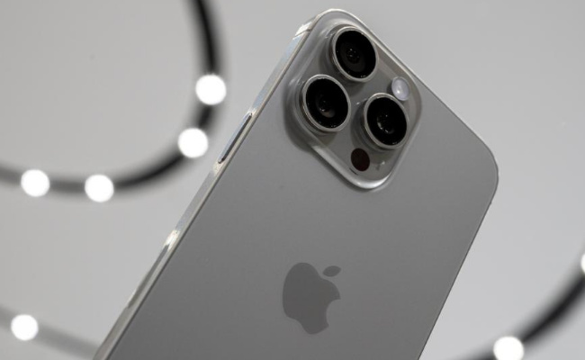 ​iPhone15中国首发销量较前代下降为什么呢(iphone14出来后13系列会降价多少)