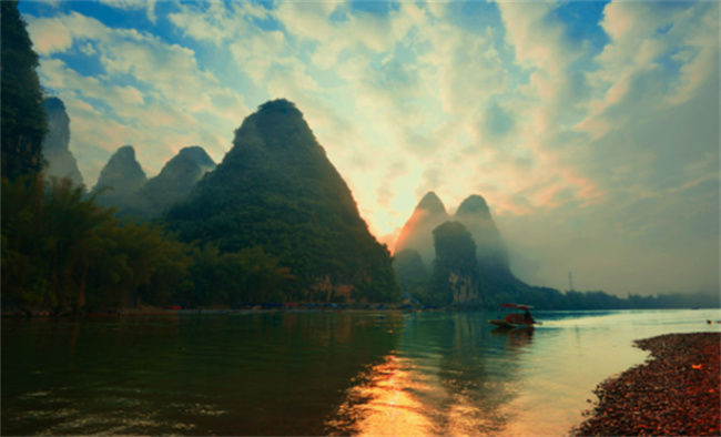 漓江发源于桂林东北兴安县的什么山