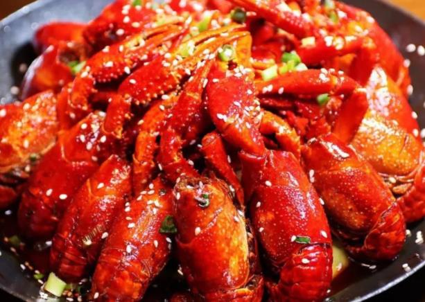 怀孕后吃小龙虾过敏怀孕前不过敏