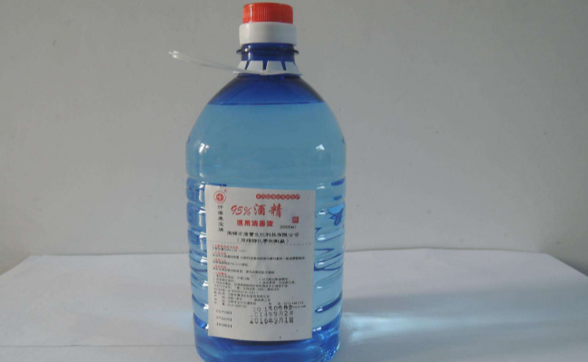 百多邦喷雾不含酒精、可直接冲洗伤口