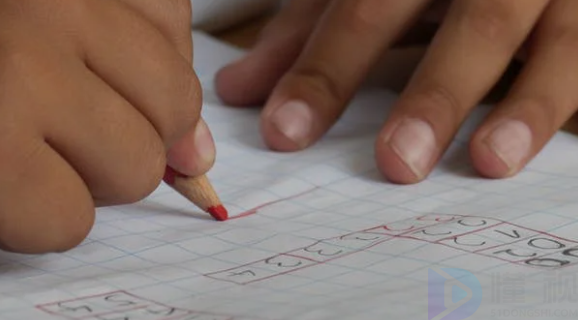 初三成绩多少分算中等(初三成绩多少分才能考上高中)