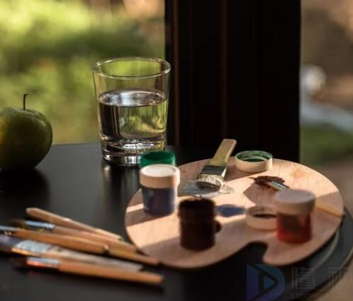 教师编为什么美术最难考(小学美术老师月薪多少)