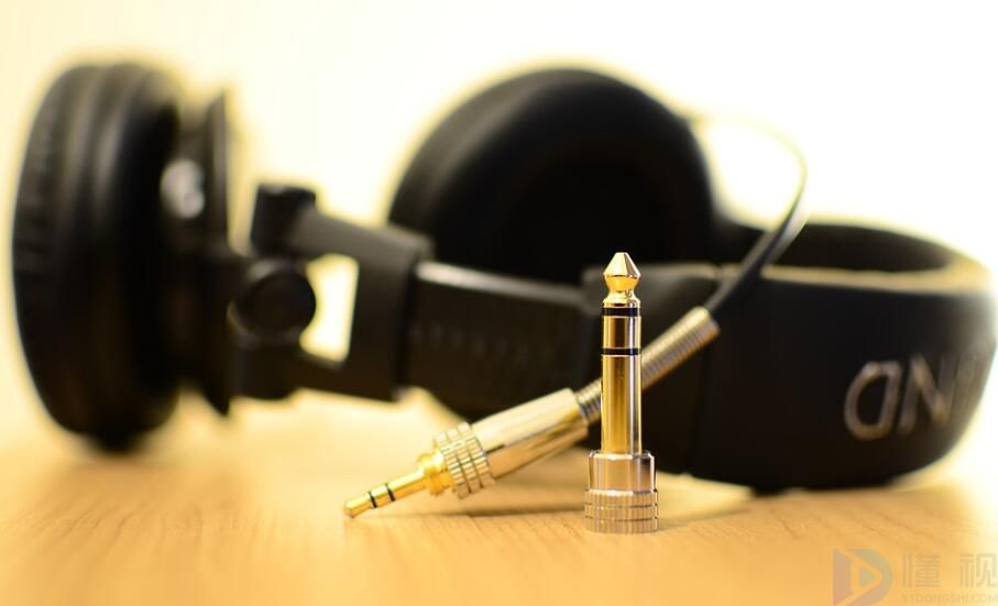 平舌音和翘舌音怎么区分(平舌音和翘舌音怎么区分技巧图片)