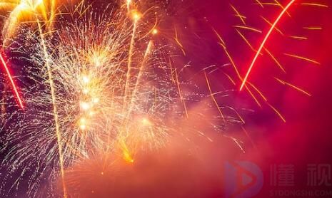 干净治愈的跨年文案句子(跨年精致文案)