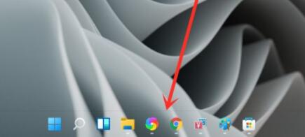 win11更改任务栏透明(windows11任务栏透明设置)