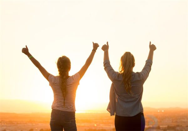 关于光的文案短句励志