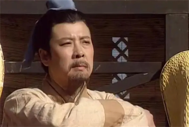 荀彧是什么时候投靠曹操的