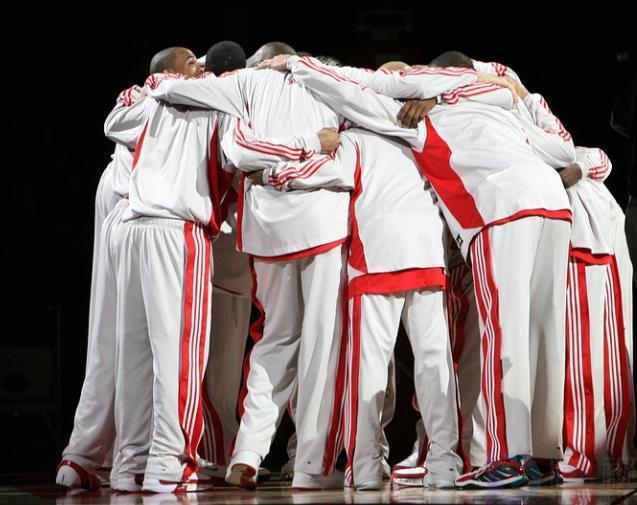 运动服什么牌子好(运动服什么品牌好)