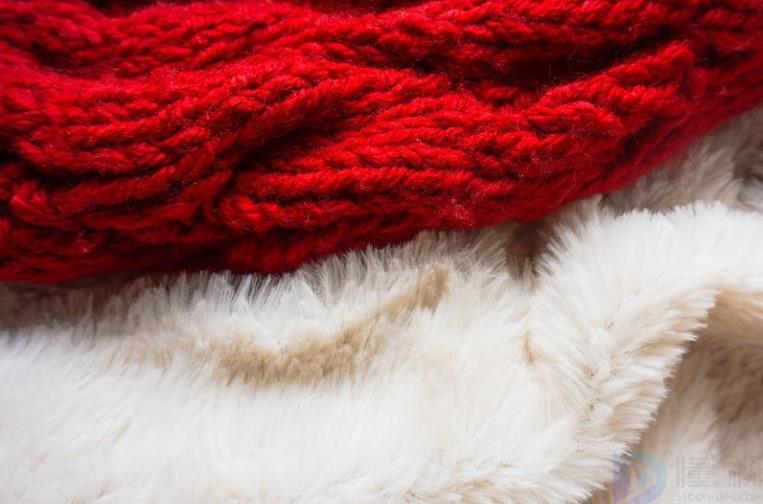 买羊毛毯什么牌子好(羊毛毯怎么样)