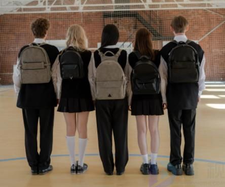 比较有名的帆布包双肩包品牌