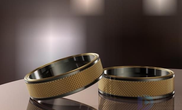 买婚戒什么牌子好(婚戒买哪个牌子)