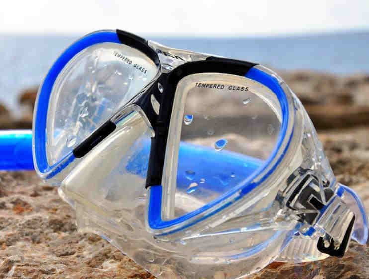 近视泳镜品牌大全图片