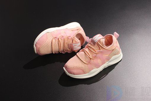 安踏童鞋怎么看真假(安踏童鞋怎么查真假)