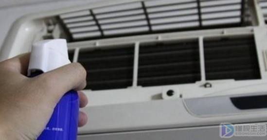 奥克斯空调有臭味怎么回事