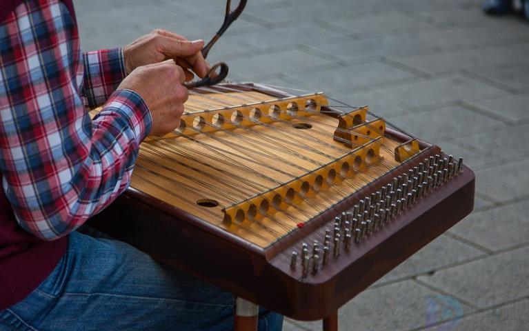 买扬琴什么牌子好(扬琴品牌排行榜及价格)