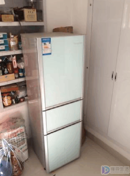 冰箱不制冷压缩机很烫断电保护是什么故障