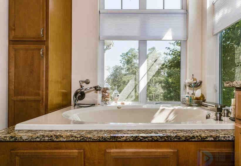 精选10款圆形按摩浴缸品牌产品(圆形浴缸按钮使用图解)