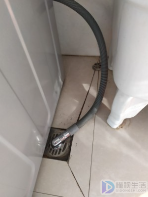 洗衣机排水管堵了怎么通