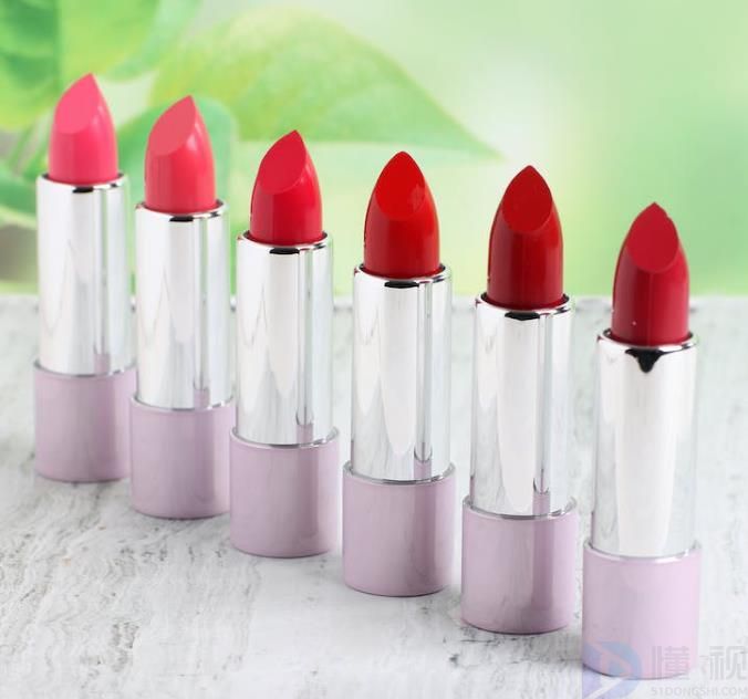 精选10款变色口红品牌产品(变色口红哪个品牌不掉色效果好)