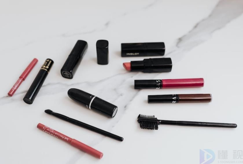 精选10款30岁口红品牌产品(30岁以上口红应该选什么颜色)