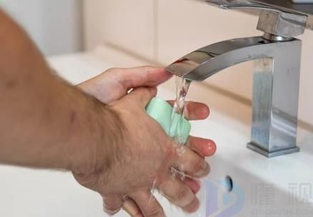 净水器使用注意事项(净水器使用流程)