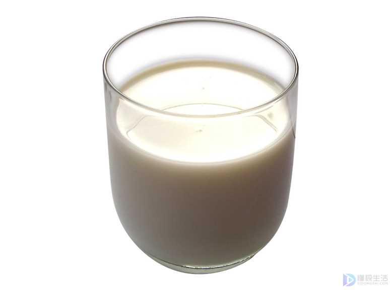 牛奶奶油和动物奶油的区别(乳脂牛奶奶油和动物奶油的区别)