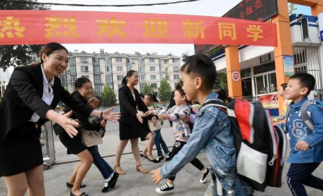 小学一二年级不进行纸笔考试合理吗为什么小学一二年级不进行纸笔考试(小学一二年级不进行纸笔考试的文件)