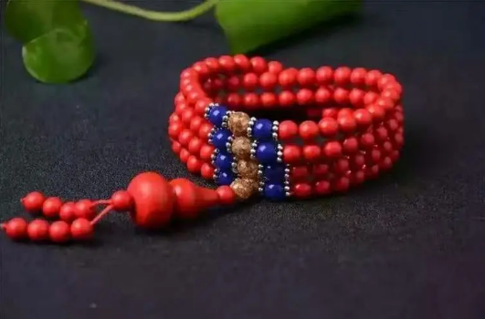 属龙人本命年2024