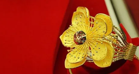 淘宝黄金首饰多少钱一克现在