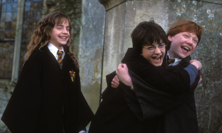 三个人的友谊真的会有一个人退出吗三个人的友谊被忽略的那个人怎么办(三个人的友谊真的会有一个人退出吗)