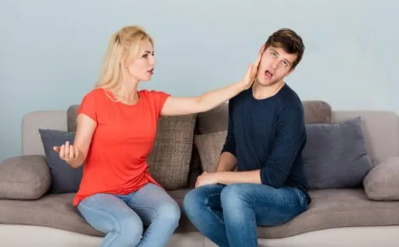 女朋友生气了怎样哄女朋友