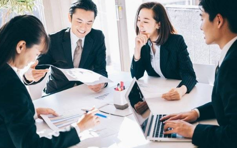 八小时工作制是劳动法规定的内容吗八小时工作制最早出现在哪个国家吗