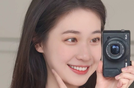 女人能闻到男人身上的荷尔蒙味吗相互喜欢才会产生荷尔蒙吗(女人闻到男人的荷尔蒙说明什么)